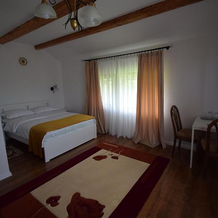 Apartmán La Radacini Horezu Exteriér fotografie