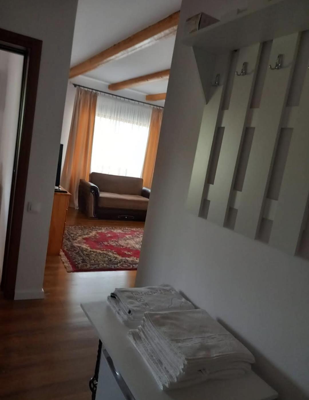 Apartmán La Radacini Horezu Exteriér fotografie